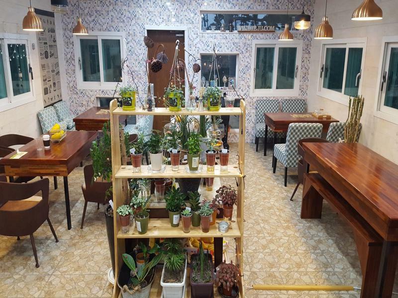 Wind Jeju Cafe & Pension Seogwipo Eksteriør bilde